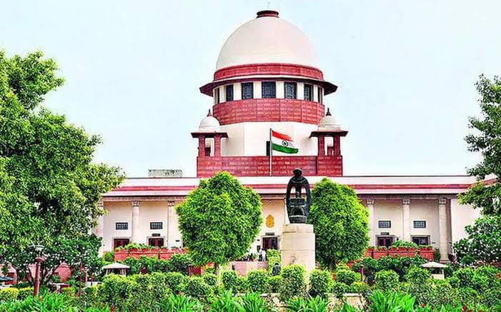 స్థానికతకు నాలుగేళ్ల చదువు తప్పనిసరి